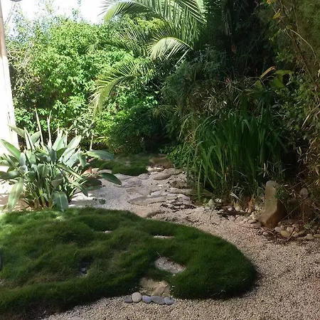 Great Walking Distance To Beautiful Beach