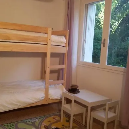 Great Walking Distance To Beautiful Beach